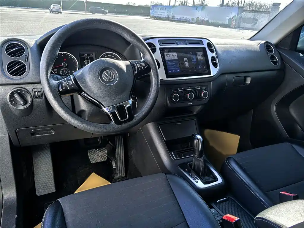 Volkswagen Tiguan 2018 — фото 11