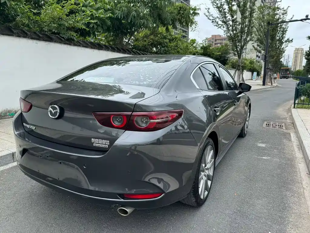 Mazda 3 Angkesela 2021