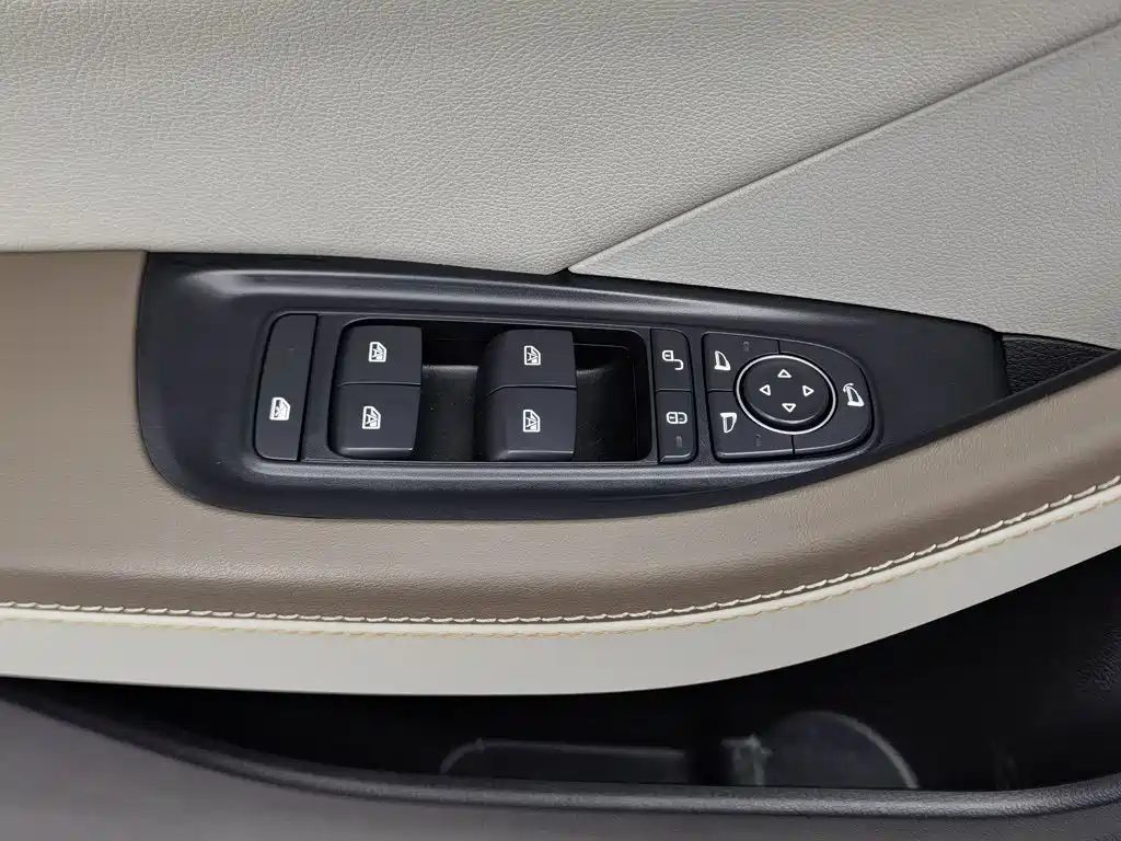 BYD Qin PLUS 2023 — фото 9