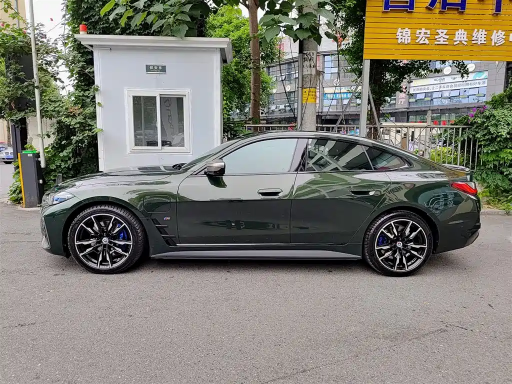 BMW i4 2022 — фото 3