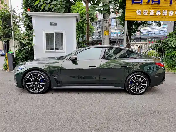 BMW i4 2022