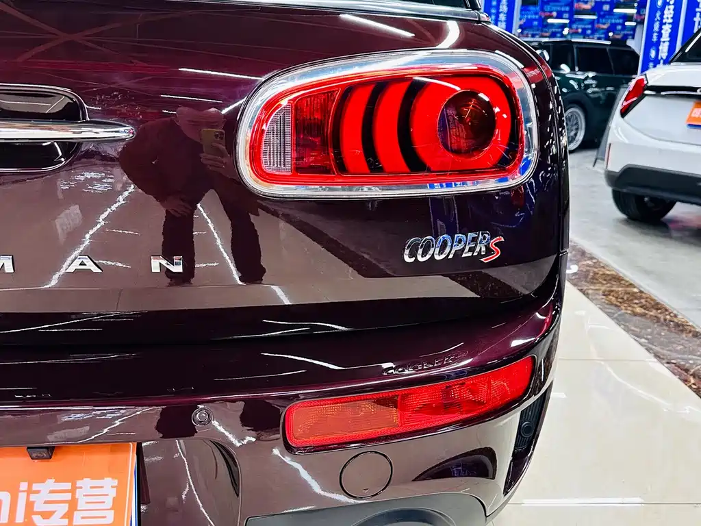 MINI Clubman 2017 — фото 10