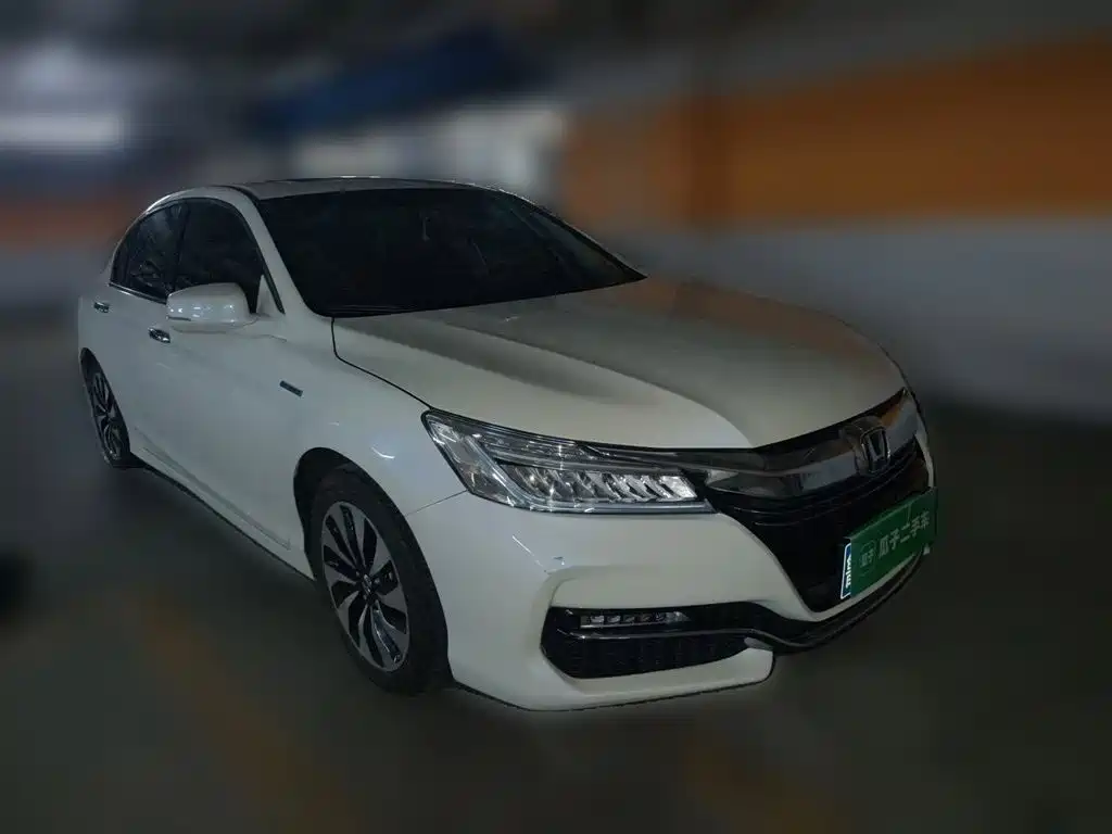 Honda Accord 2017 — фото 24