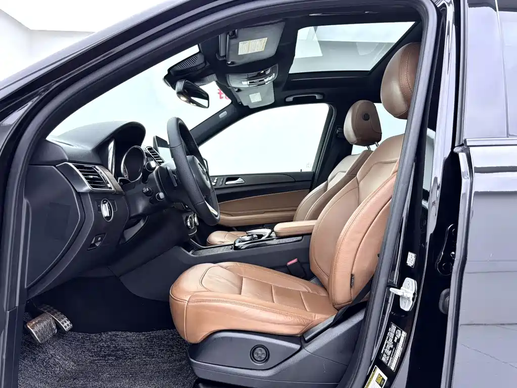 Mercedes-Benz GLE 2017 — фото 6