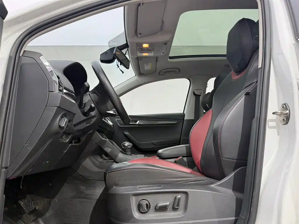Skoda Karoq 2023 — фото 7