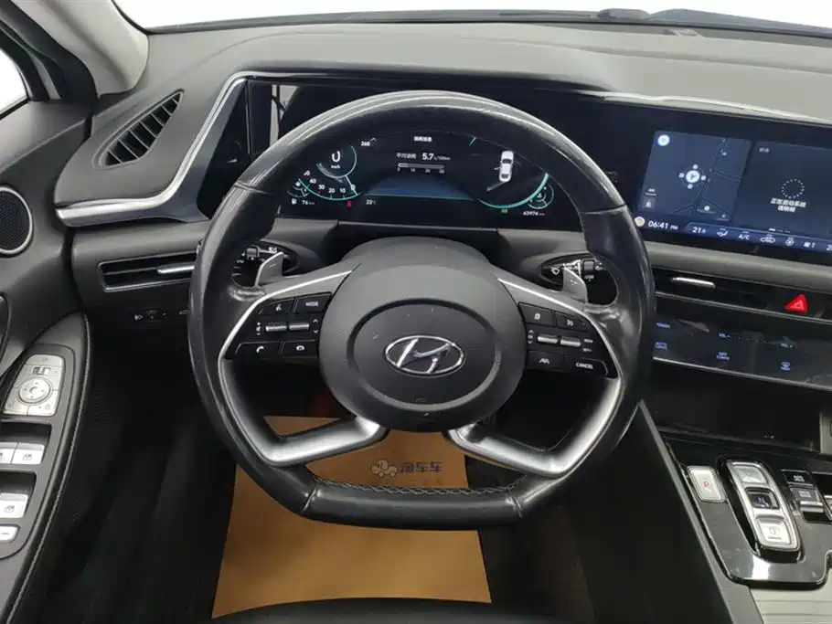 Hyundai Sonata 2021 — фото 15