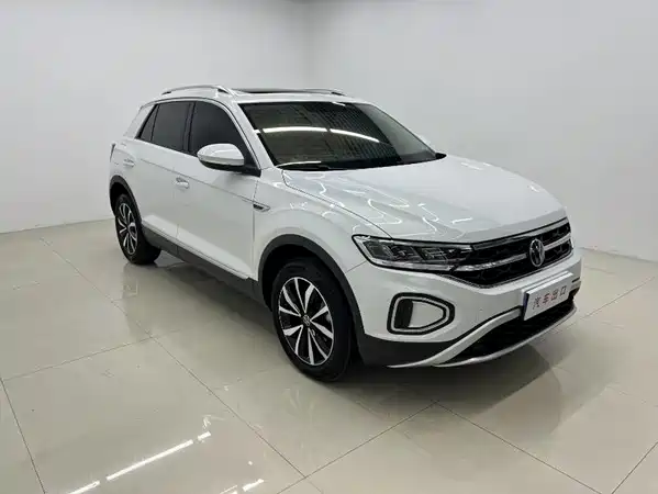 Volkswagen T-Roc 2023