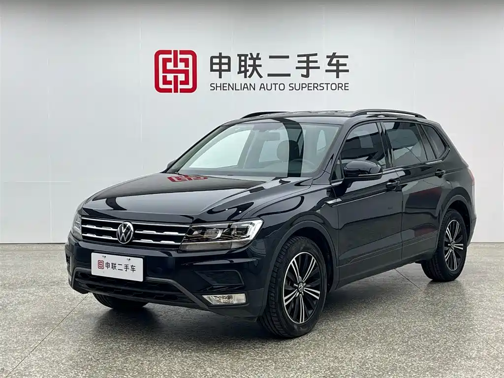 Volkswagen Tiguan L 2021 — фото 1