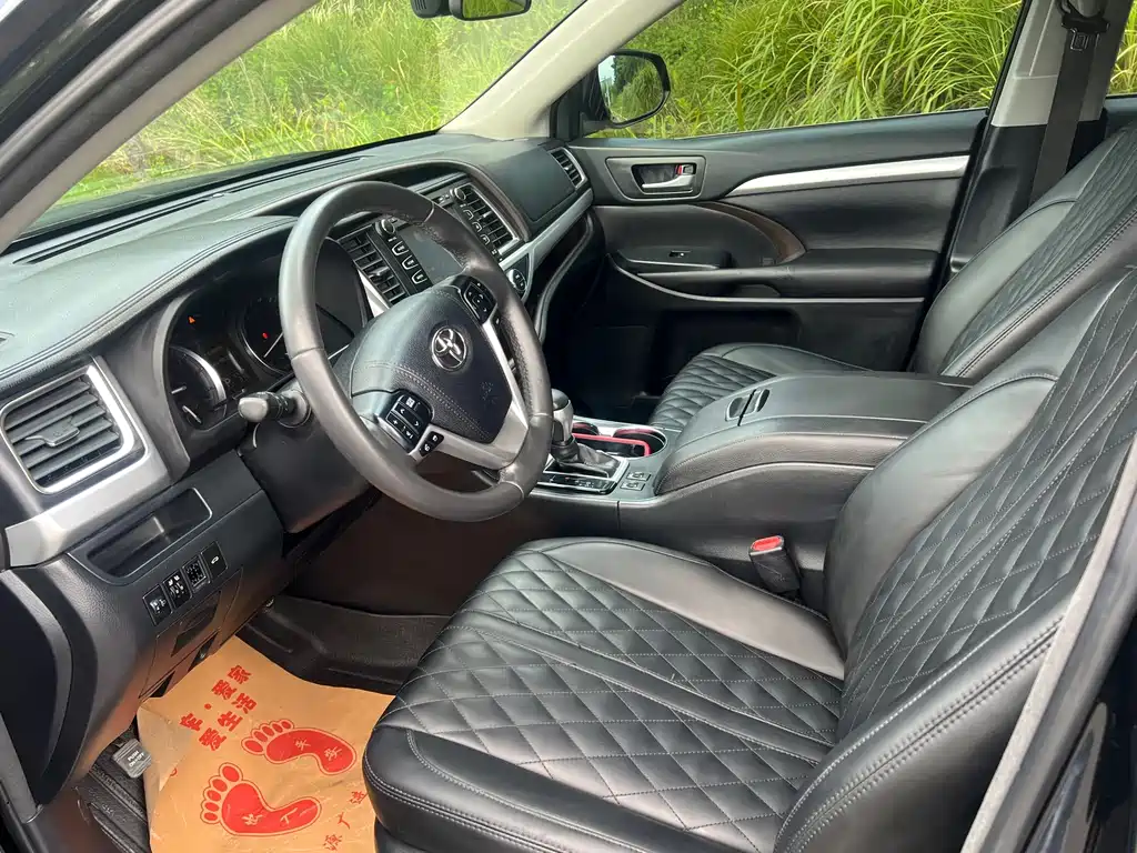 Toyota Highlander 2016 — фото 10