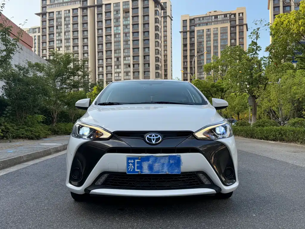 Toyota Yaris L 2018 — фото 2