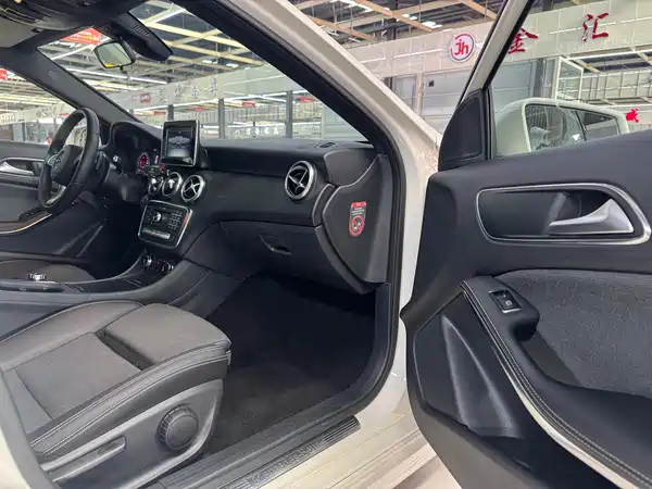 Mercedes-Benz A-Class 2017