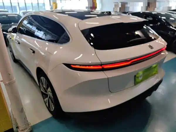 NIO ET5T 2025