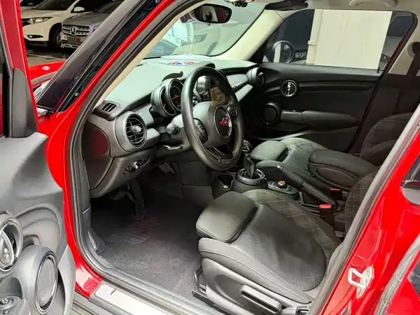 MINI 2017