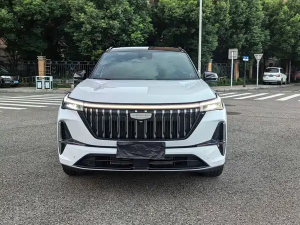 Geely Boyue L 2025