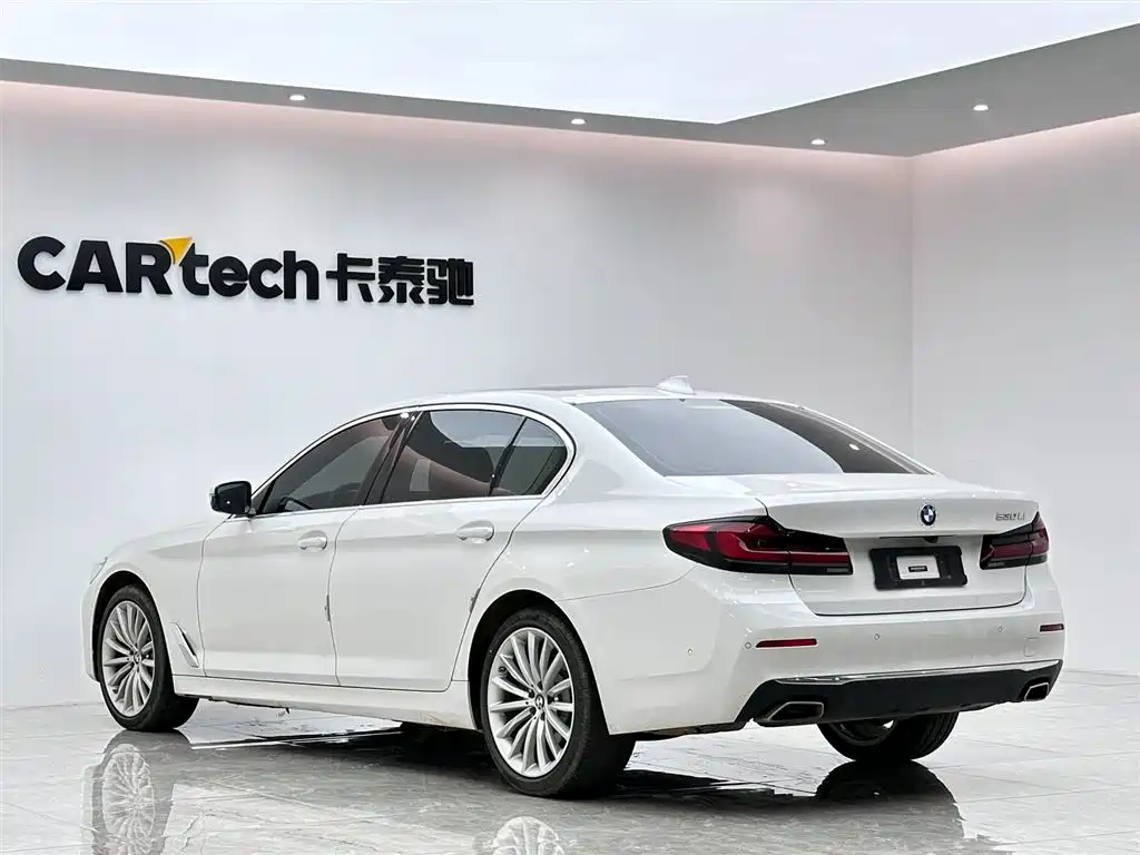 BMW 5 Series 2021 — фото 3