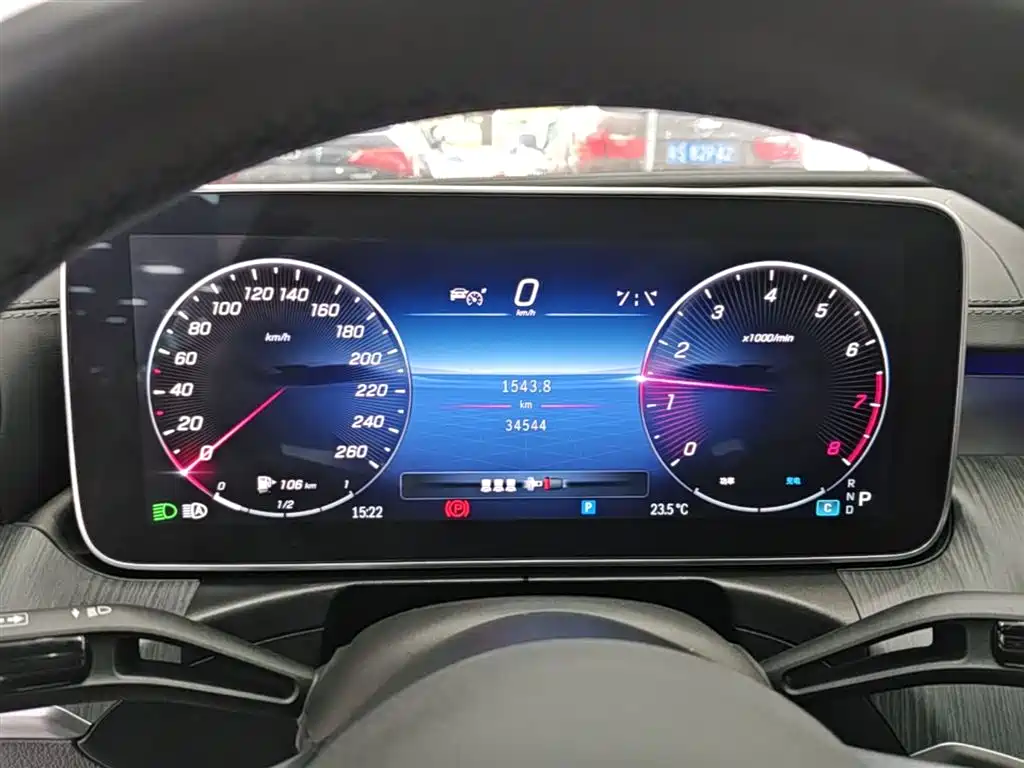 Mercedes-Benz C-Class 2023 — фото 12