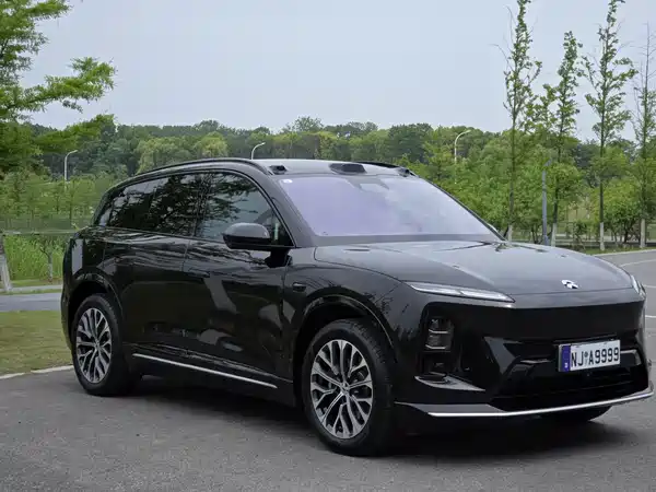 NIO ES6 2025