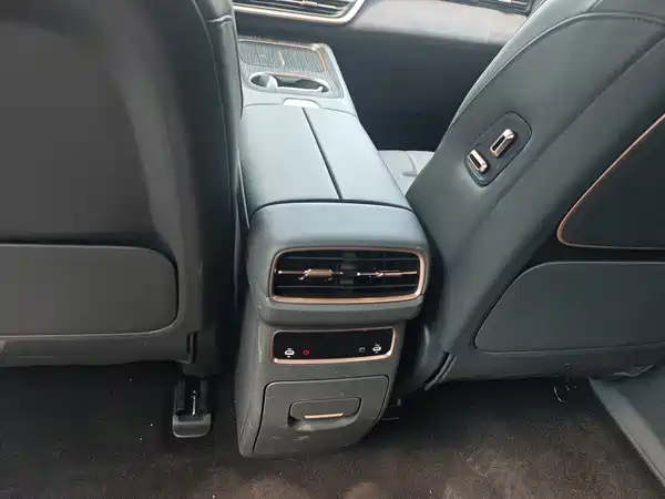 Dongfeng e008 2024