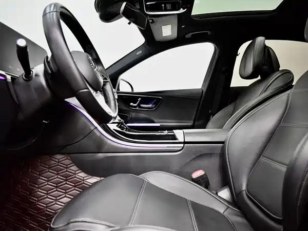 Mercedes-Benz C-Class 2022