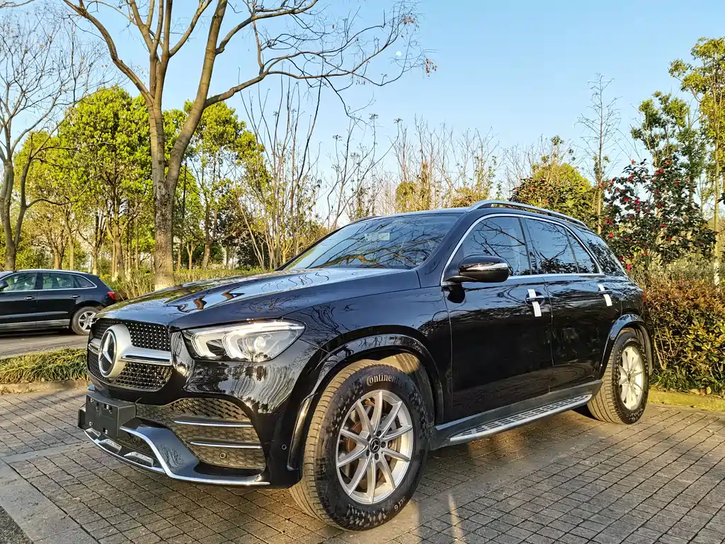 Mercedes-Benz GLE 2021 — фото 1