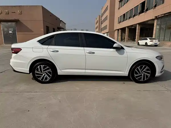 Volkswagen Lavida 2024