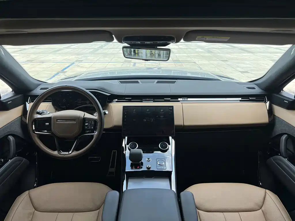 Land Rover Range Rover Sport 2023 — фото 11