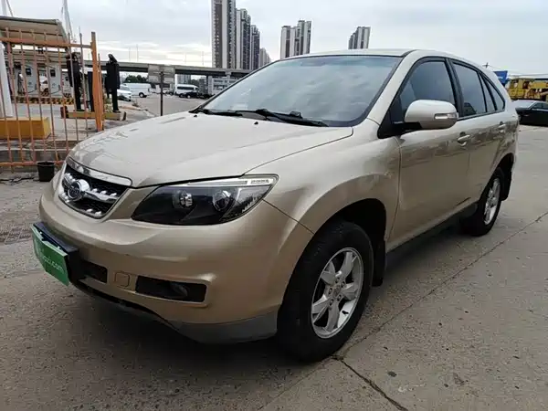 BYD S6 2015