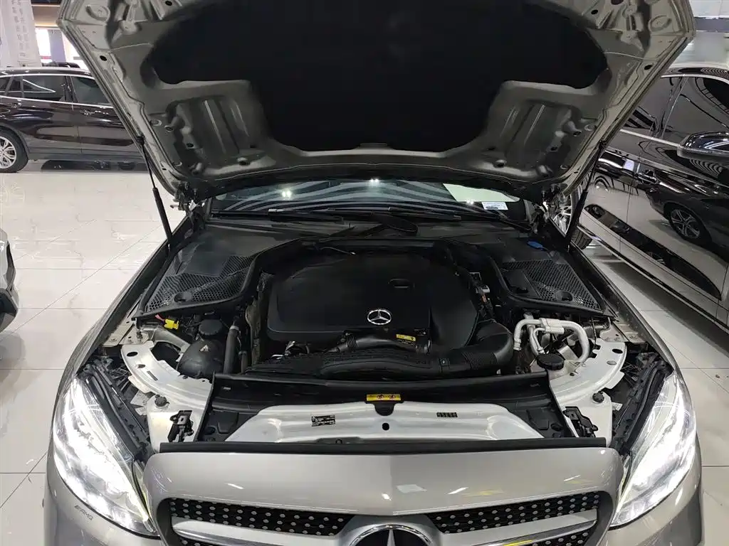 Mercedes-Benz C-Class 2019 — фото 20