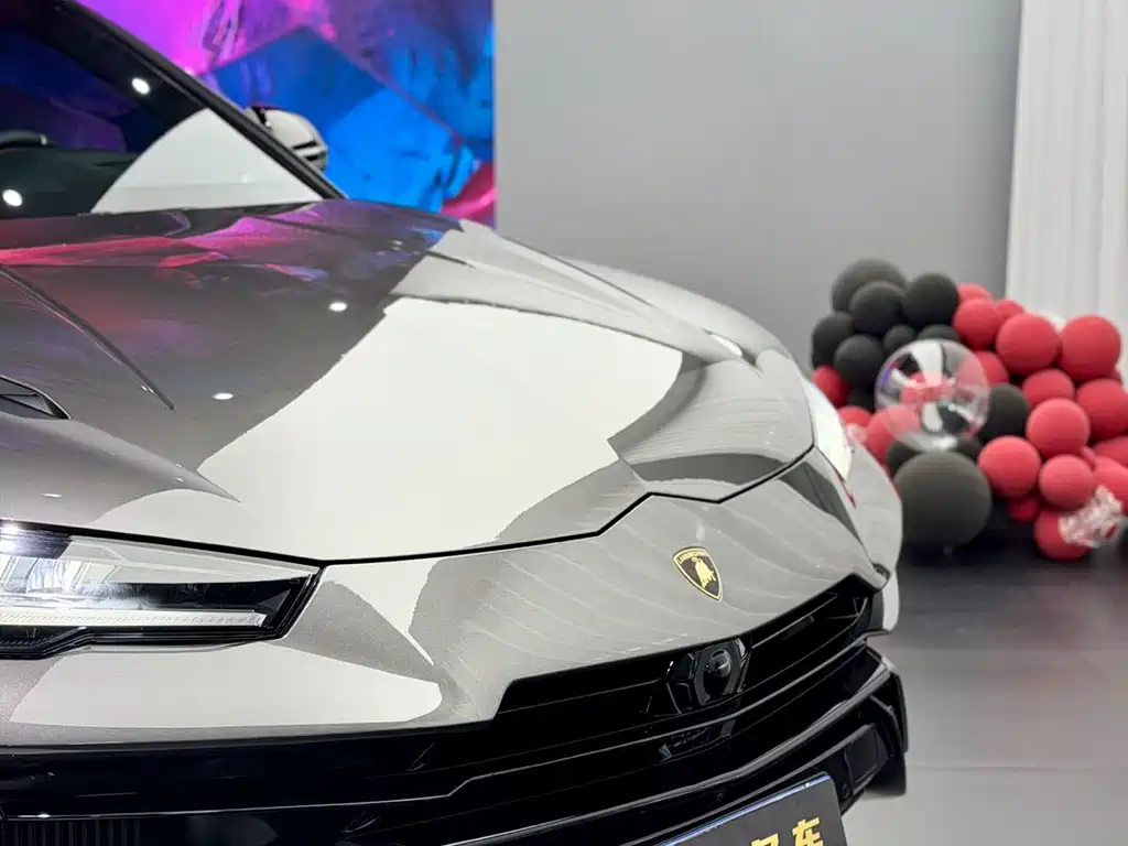 Lamborghini Urus 2024 — фото 14