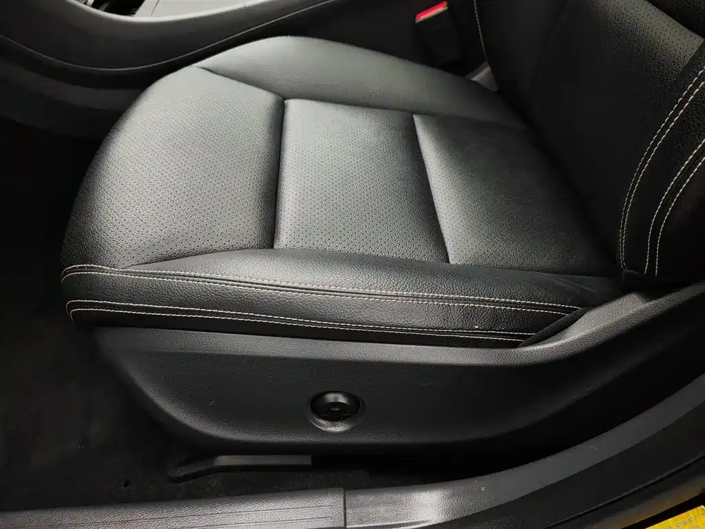 Mercedes-Benz GLA 2015 — фото 20