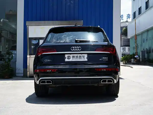 Audi Q5L 2022