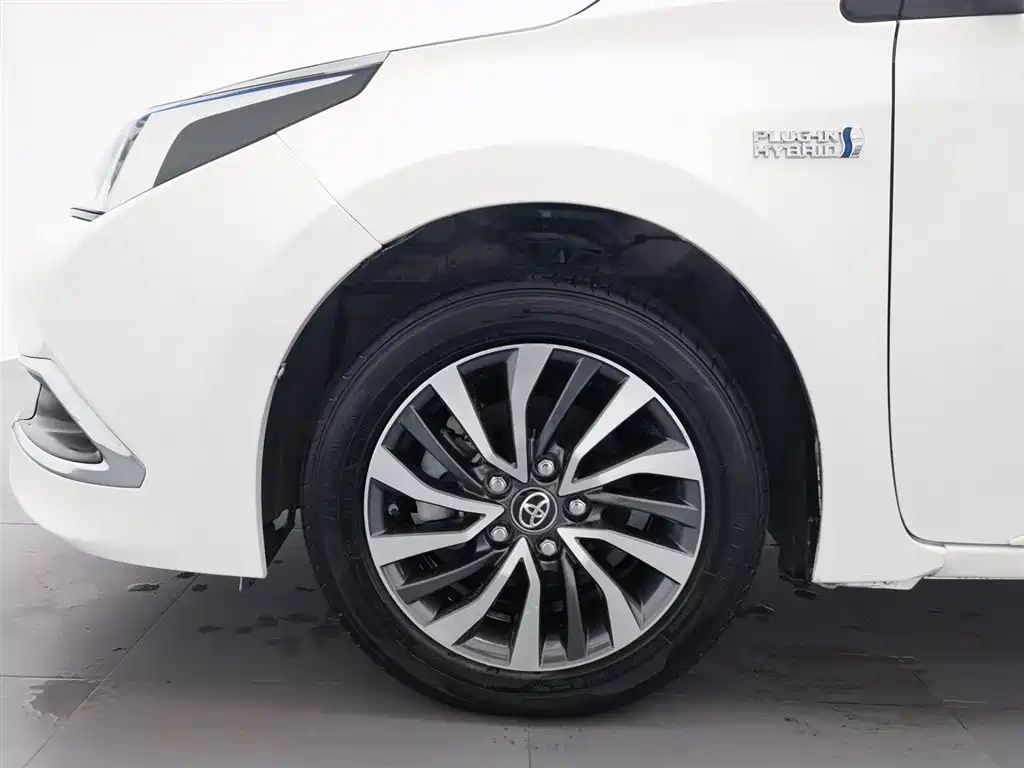 Toyota Corolla Hybrid 2019 — фото 17