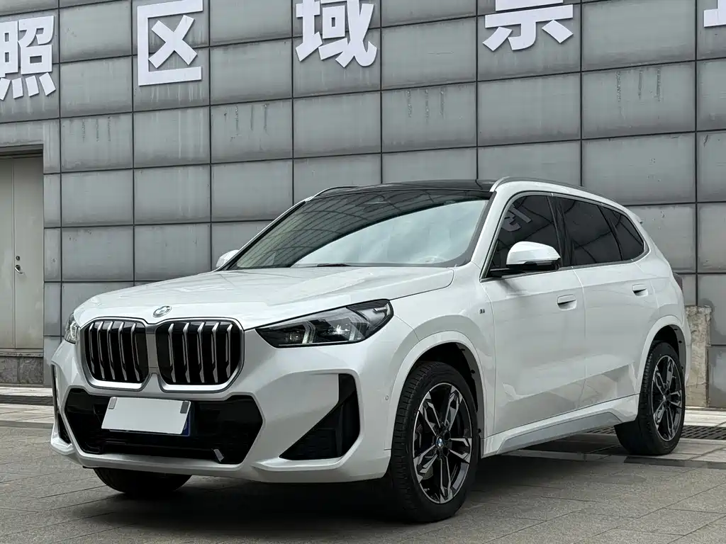 BMW X1 2024 — фото 1