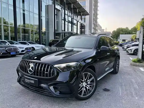 Mercedes-Benz GLC AMG 2025