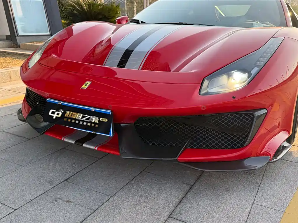 Ferrari 488 2016 — фото 12