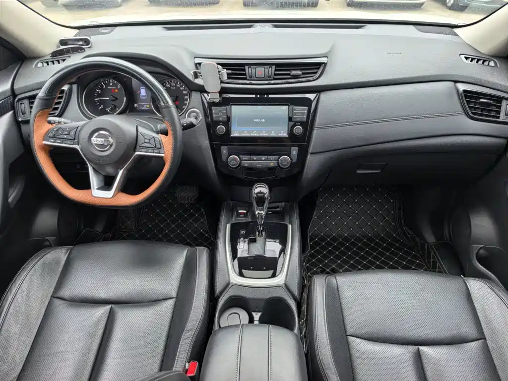Nissan X-Trail 2018 — фото 11