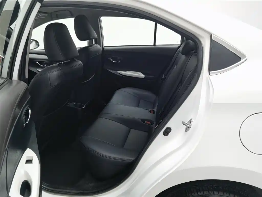 Toyota Vios 2016 — фото 15