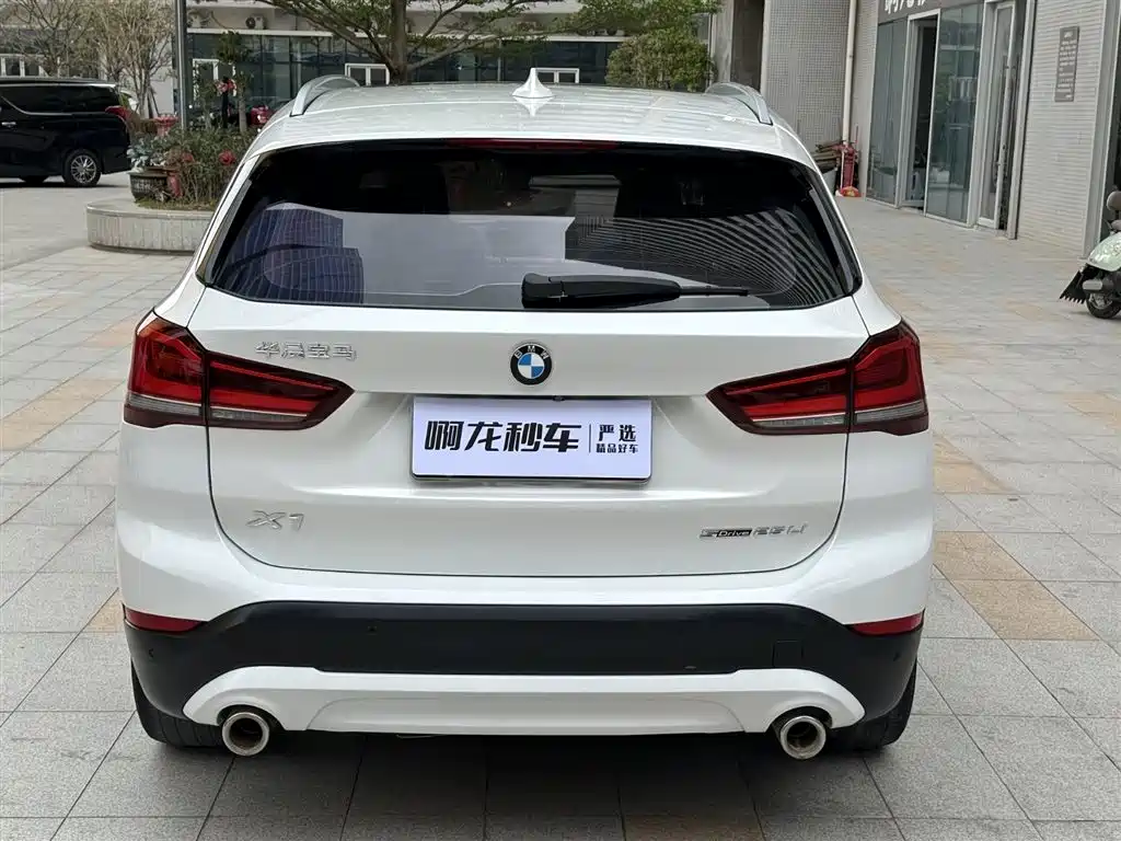 BMW X1 2020 — фото 9