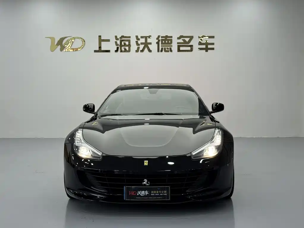 Ferrari GTC4Lusso 2017 — фото 2