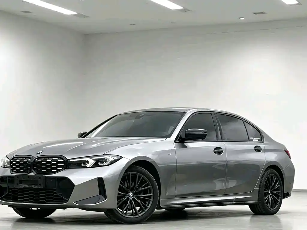 BMW 3 Series 2023 — фото 1