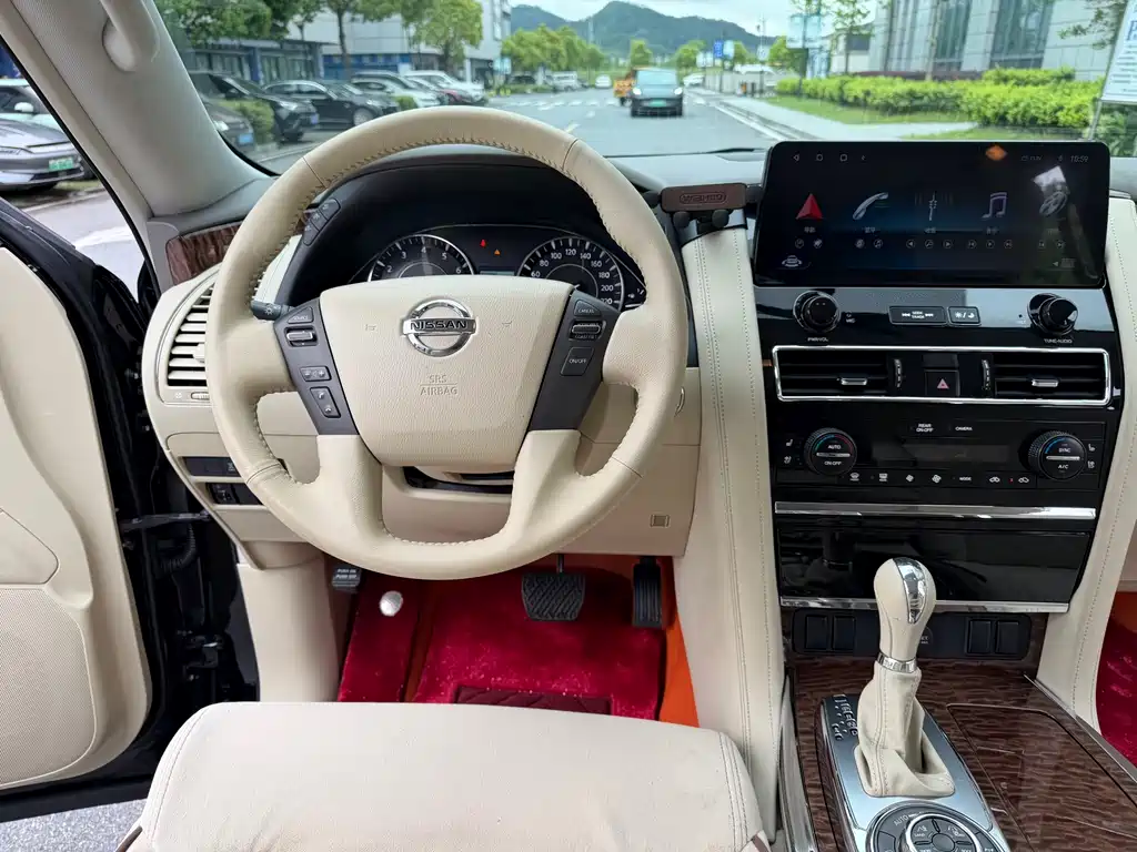 Nissan Patrol 2019 — фото 17