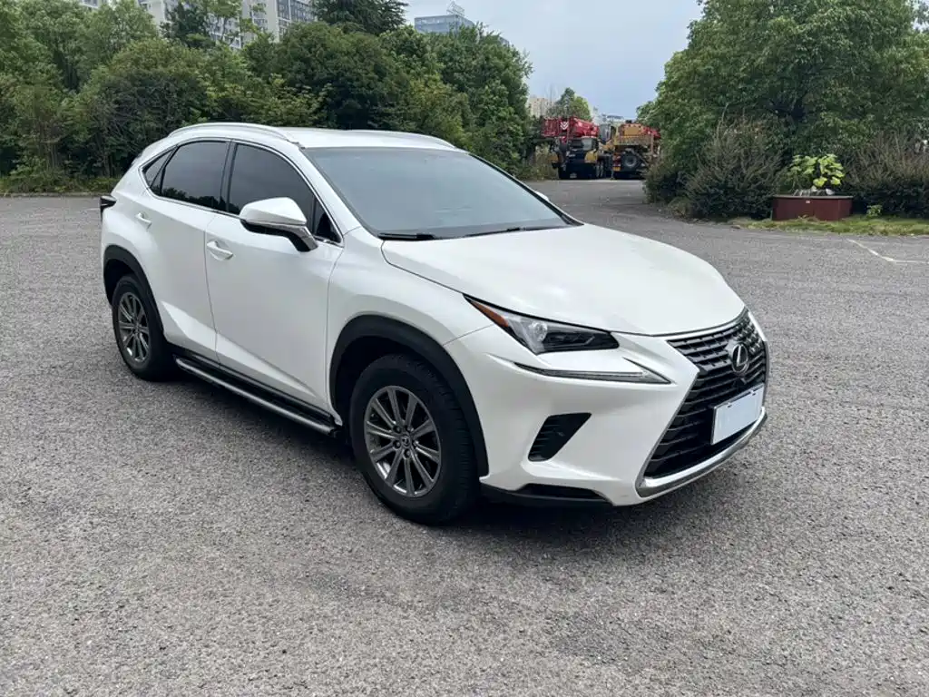Lexus NX 2018 — фото 3