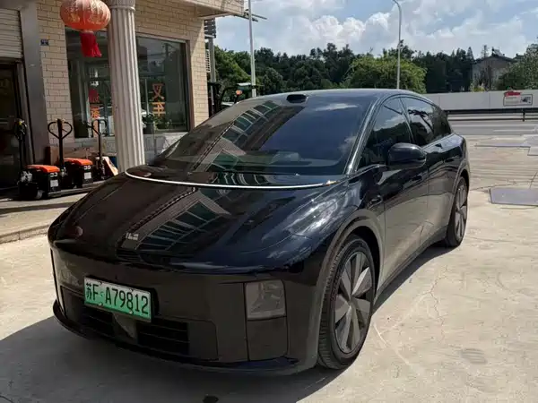 Li Auto i6 2026
