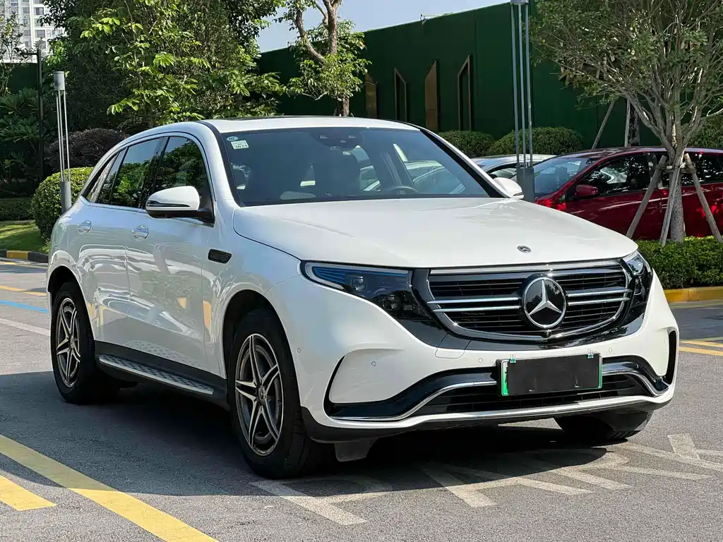 Mercedes-Benz EQC 2021 — фото 3
