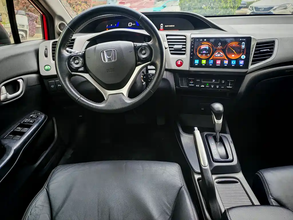 Honda Civic 2013 — фото 14