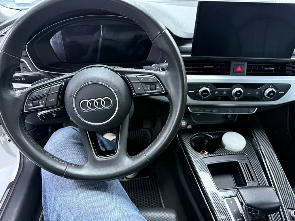 Audi A4L 2020 — фото 5