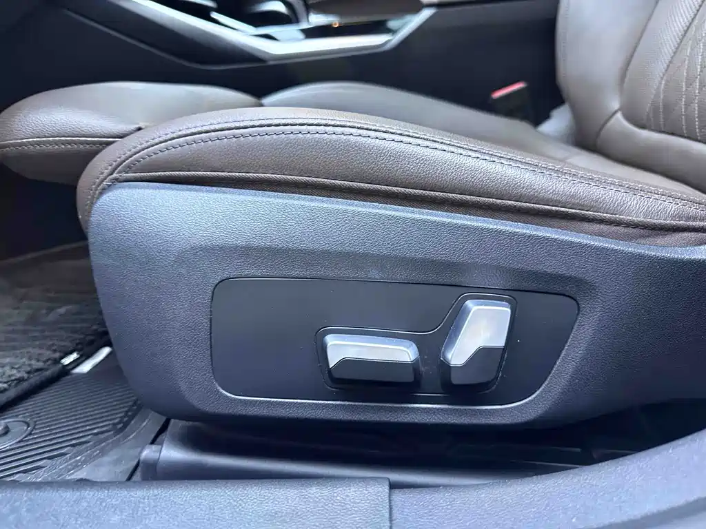 BMW 3 Series 2022 — фото 16