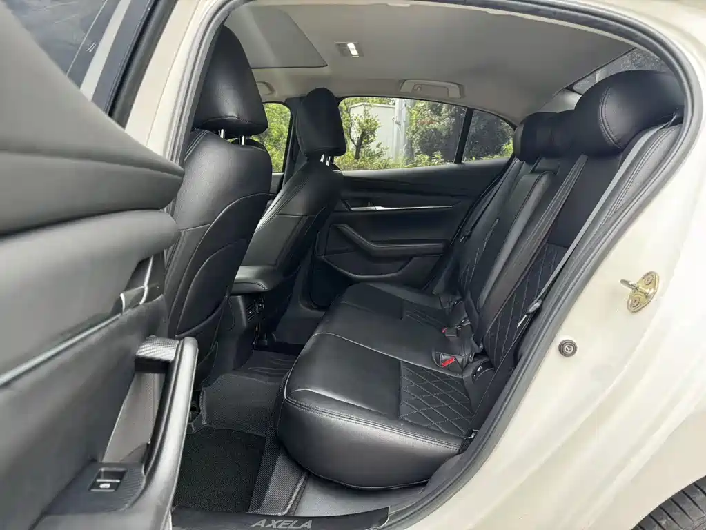 Mazda 3 Axela 2021