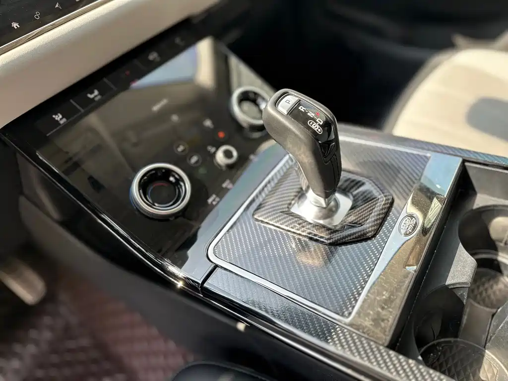 Land Rover Evoque 2020 — фото 13