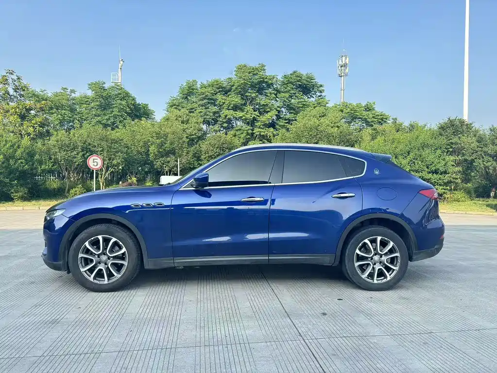 Maserati Levante 2018 — фото 4